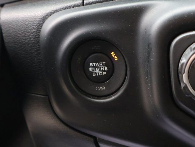 Used 2018 Jeep Wrangler Unlimited Sahara w/ Quick Order Package 24M Moab image 38