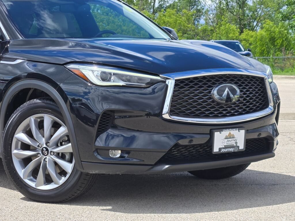 Used 2021 INFINITI QX50 Essential w/ Convenience Package AWD/4WD image 2