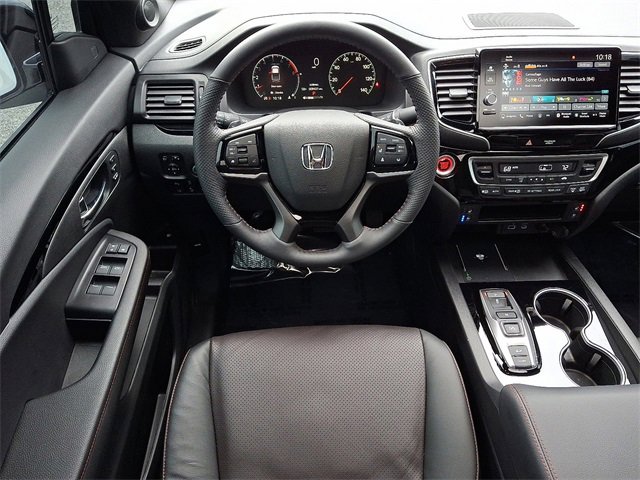 Certified 2025 Honda Ridgeline Black Edition image 11