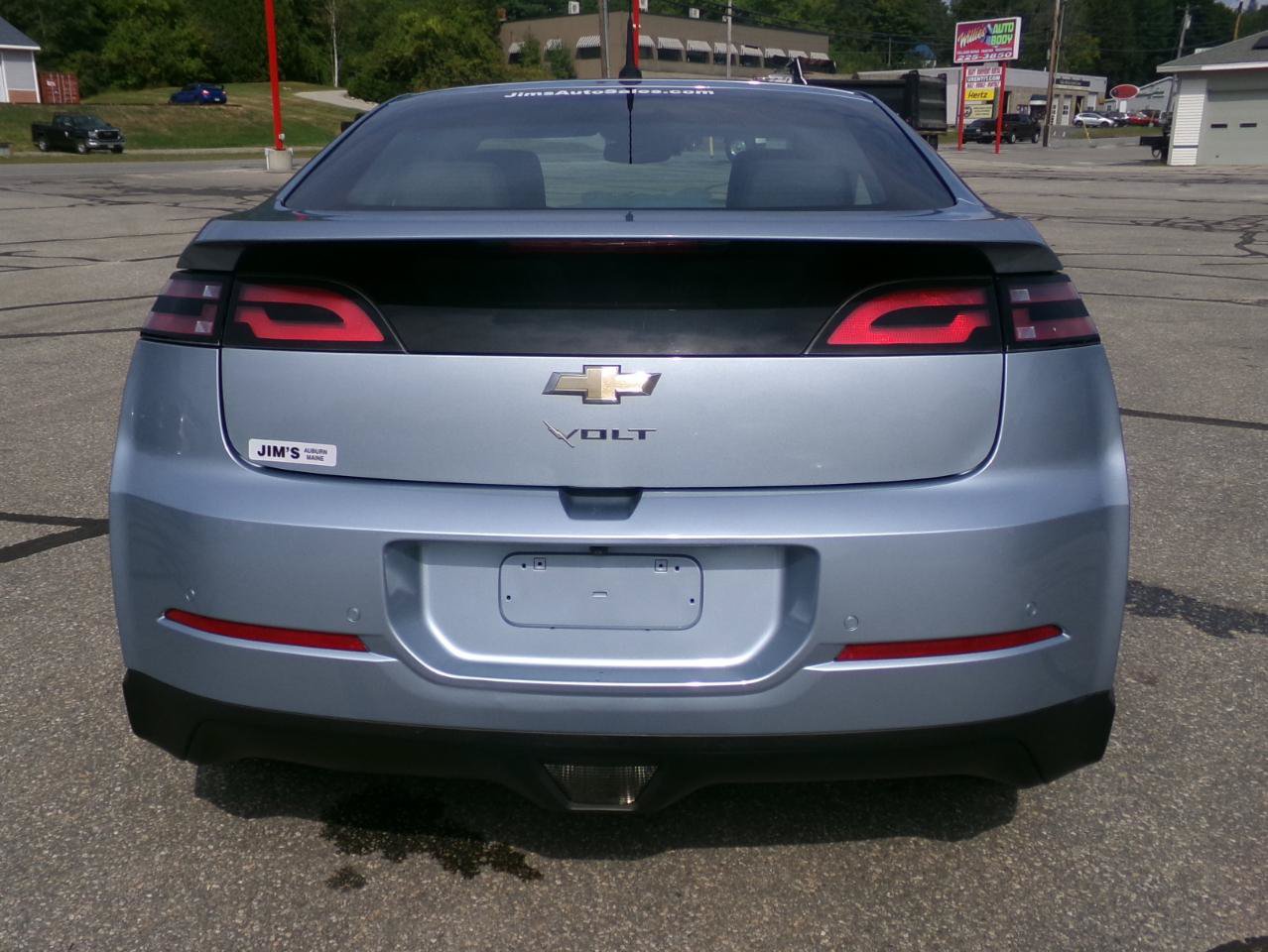 Used 2013 Chevrolet Volt Premium w/ Premium Trim Package FWD image 6