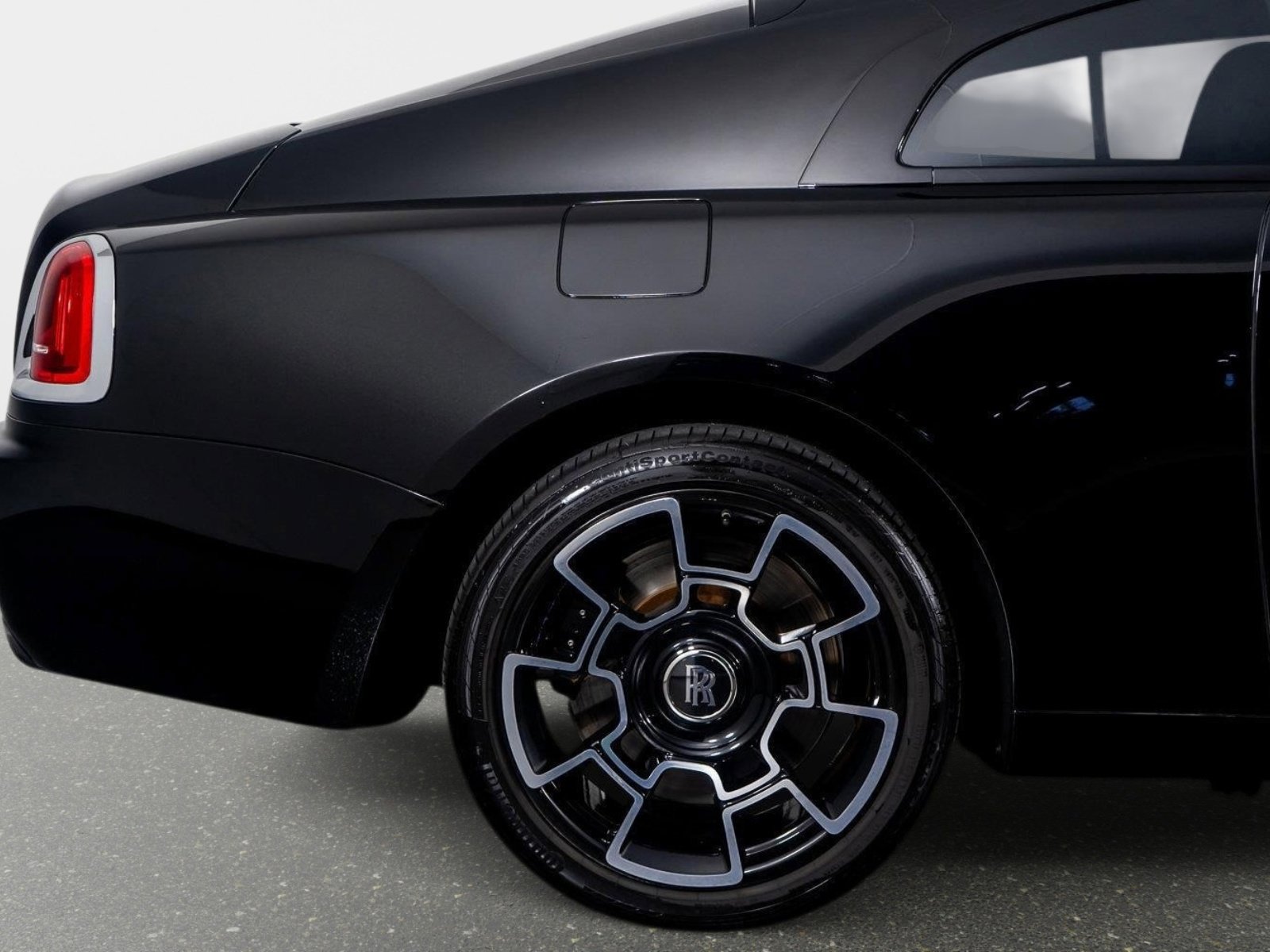 Used 2019 Rolls-Royce Wraith image 50