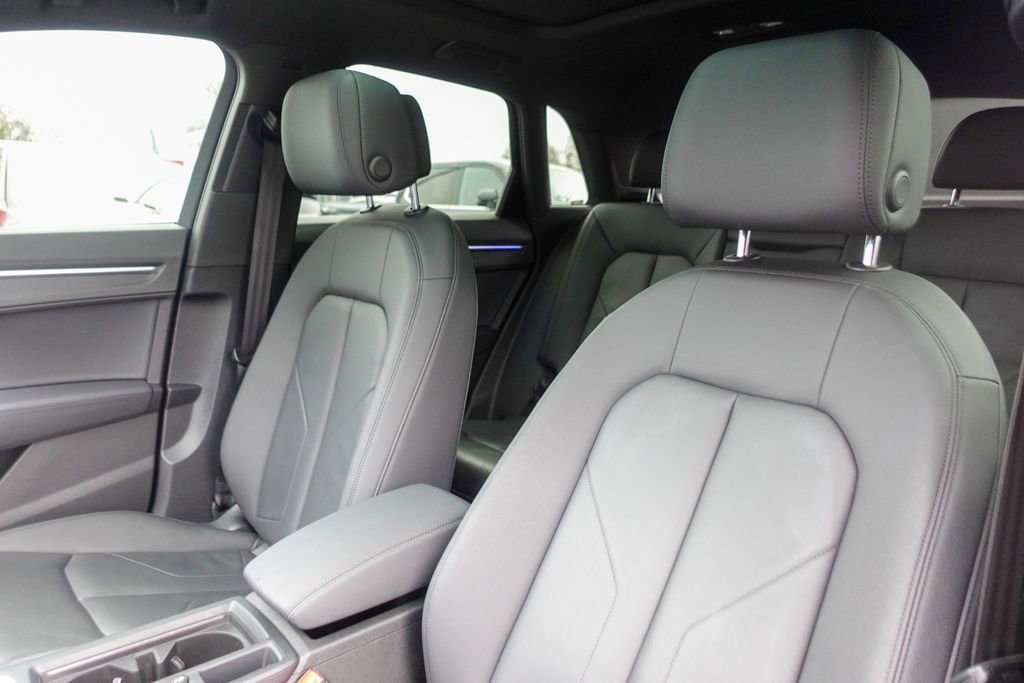 Used 2021 Audi Q3 2.0T Premium Plus w/ Premium Plus Package image 22
