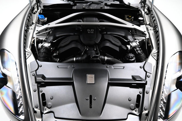 Used 2019 Aston Martin Rapide AMR image 6