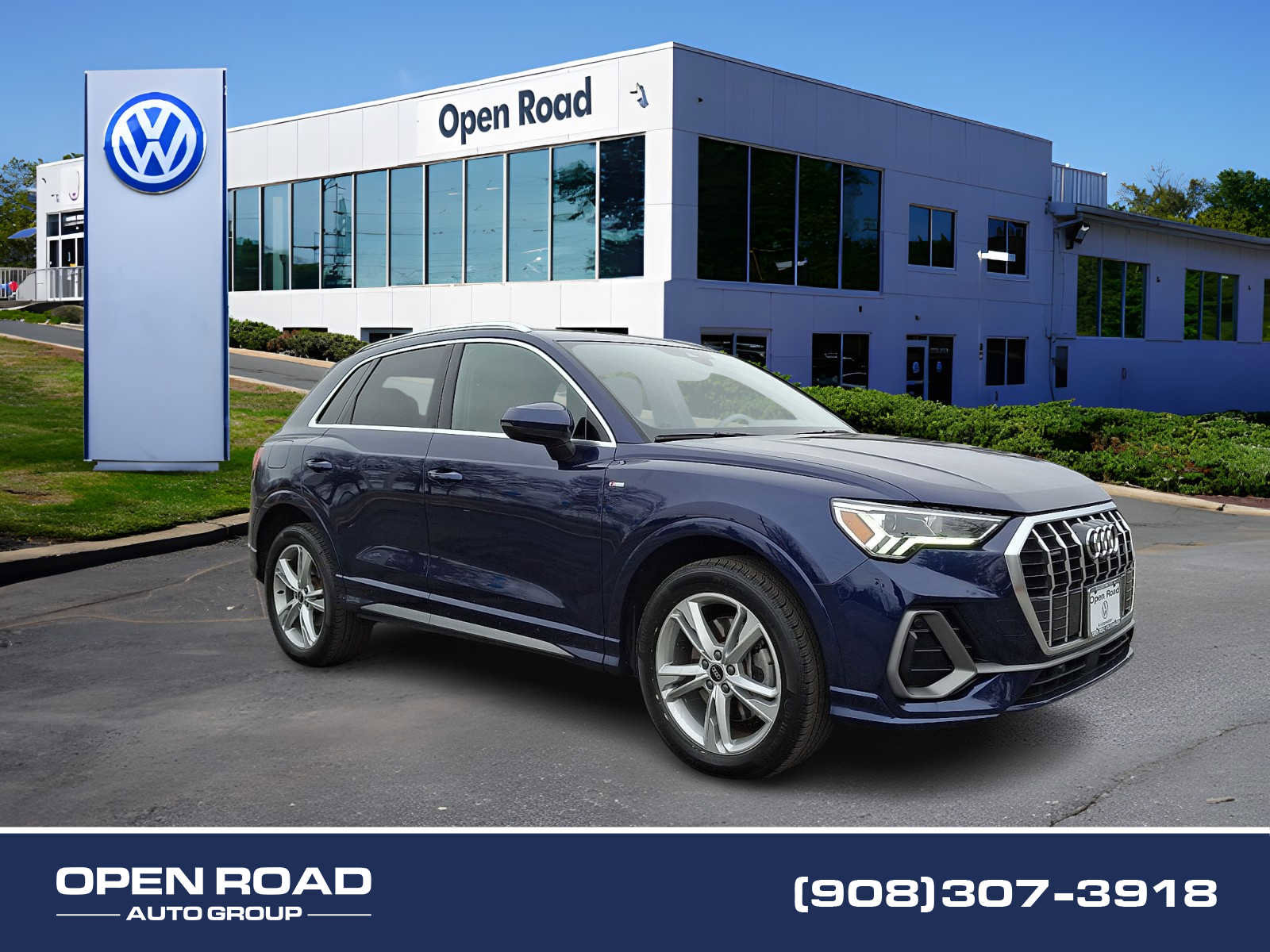 Used 2022 Audi Q3 2.0T Premium Plus image 1