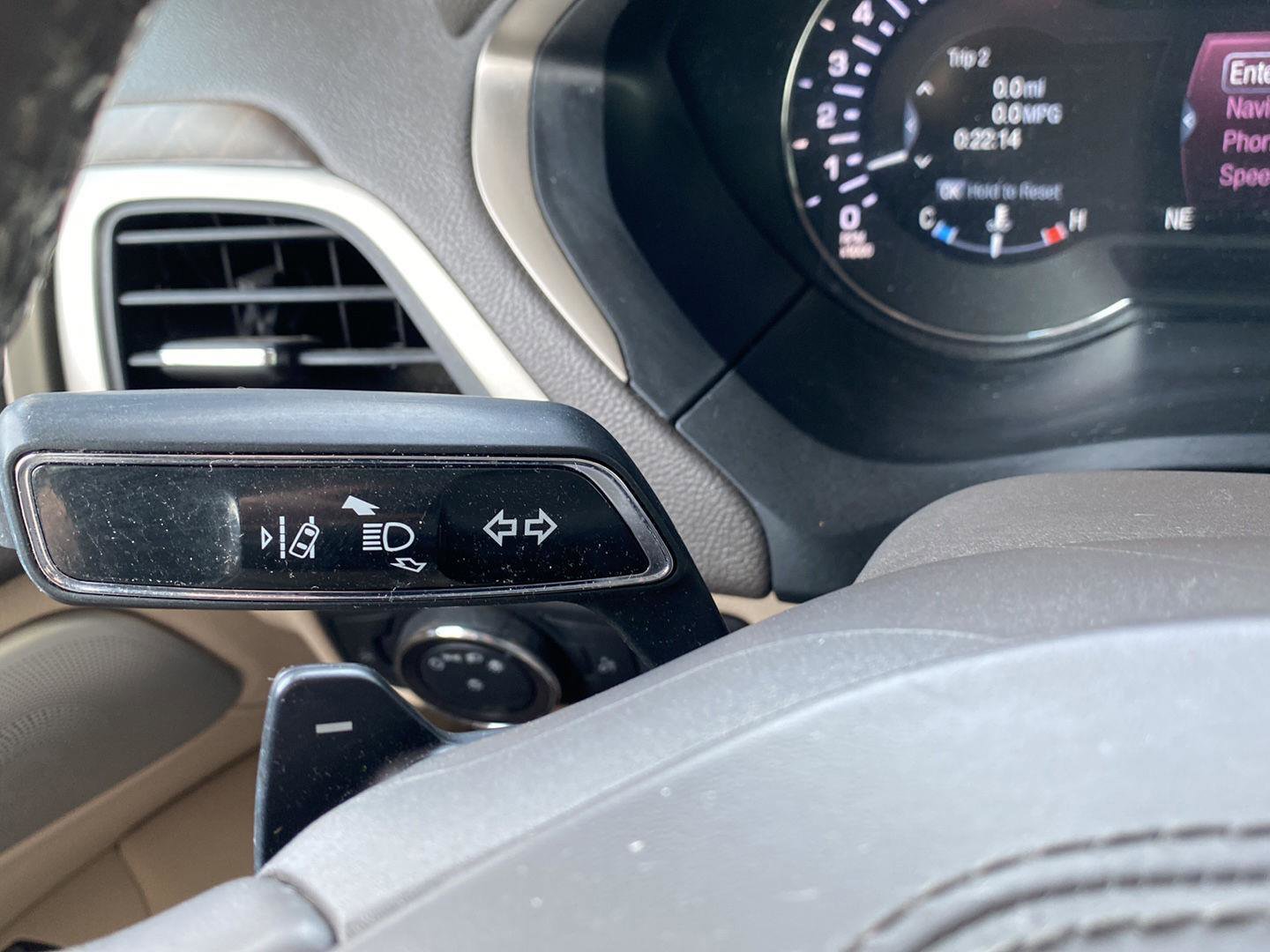 Used 2019 Lincoln MKZ Reserve w/ Luxury Package image 40