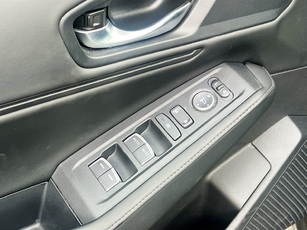Used 2025 Honda Accord Sport image 17