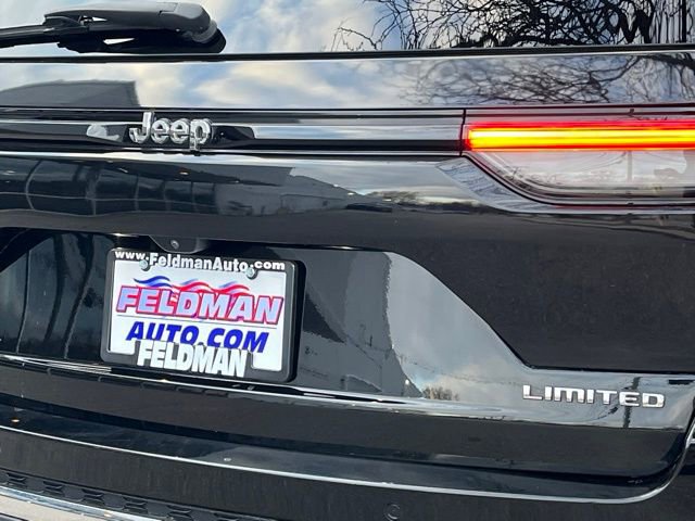 Used 2023 Jeep Grand Cherokee Limited image 32
