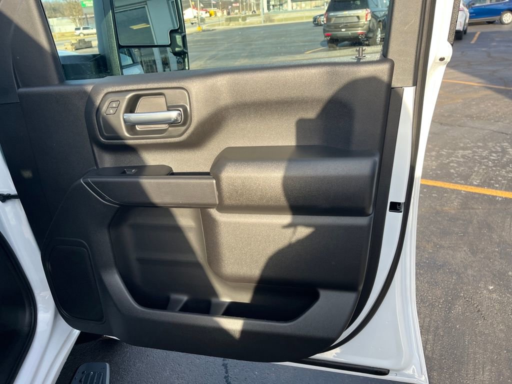 New 2026 Chevrolet Silverado 3500 W/T image 29