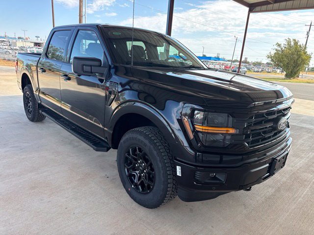 New 2026 Ford F150 XLT w/ Equipment Group 302A MID