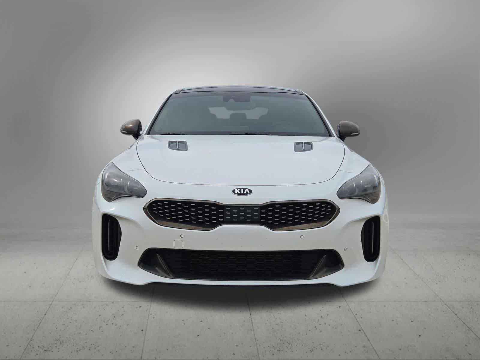 Used 2018 Kia Stinger GT2 RWD image 9
