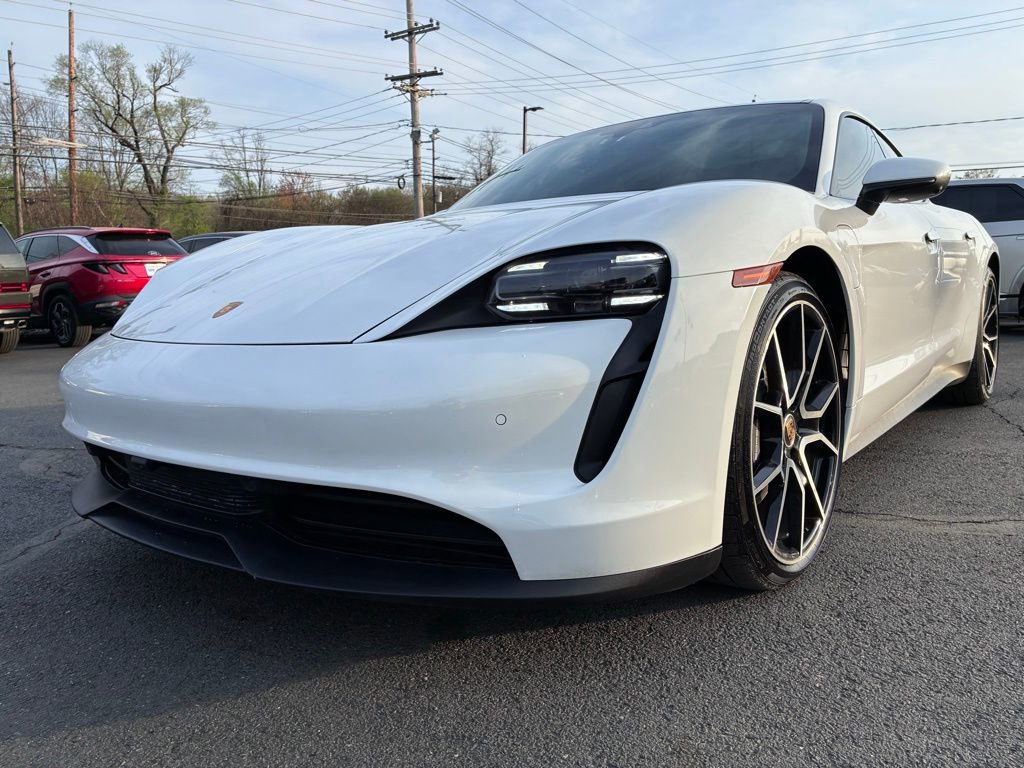 Used 2023 Porsche Taycan RWD image 3