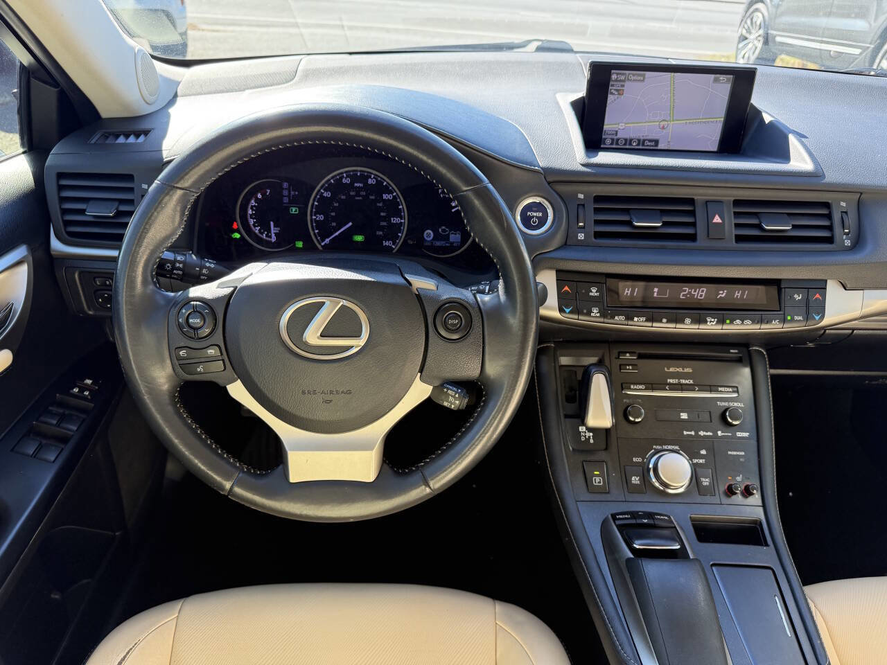 Used 2014 Lexus CT 200h image 17