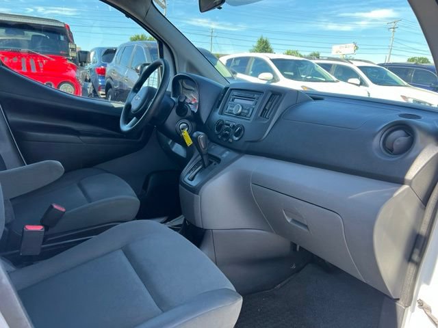 Used 2017 Chevrolet City Express LS FWD image 18