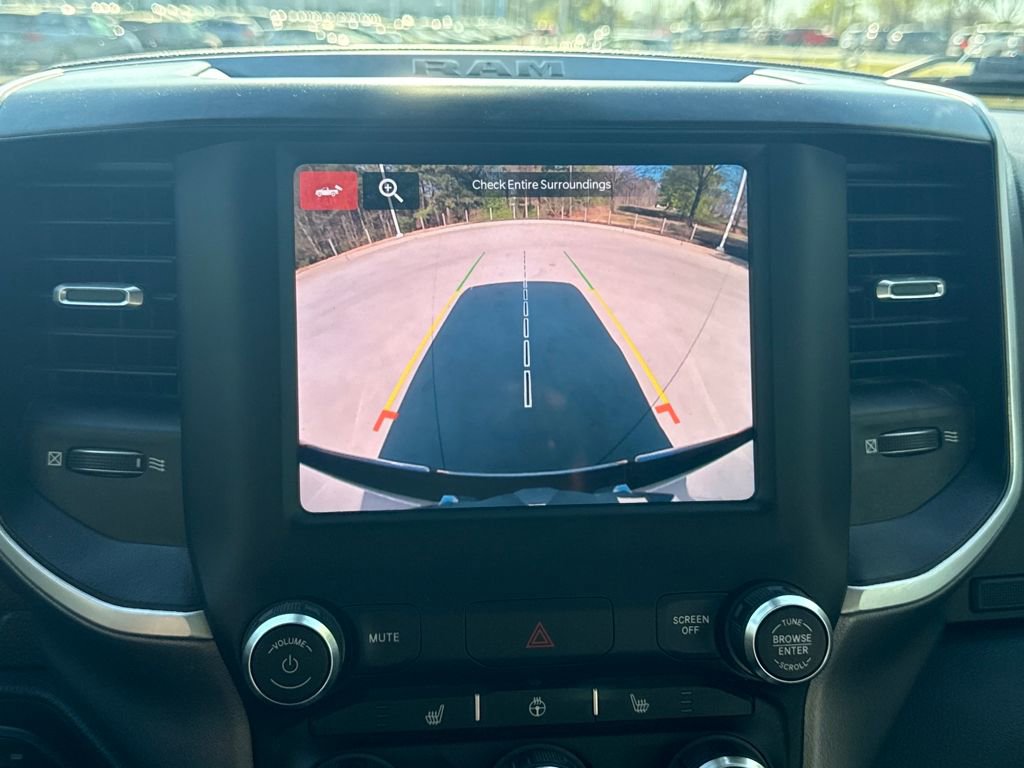 Used 2023 RAM 1500 Big Horn image 24