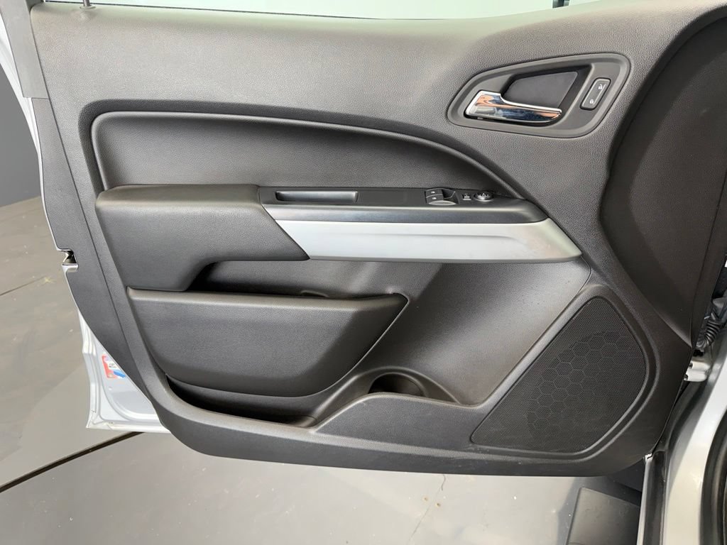 Used 2018 Chevrolet Colorado LT AWD/4WD image 43