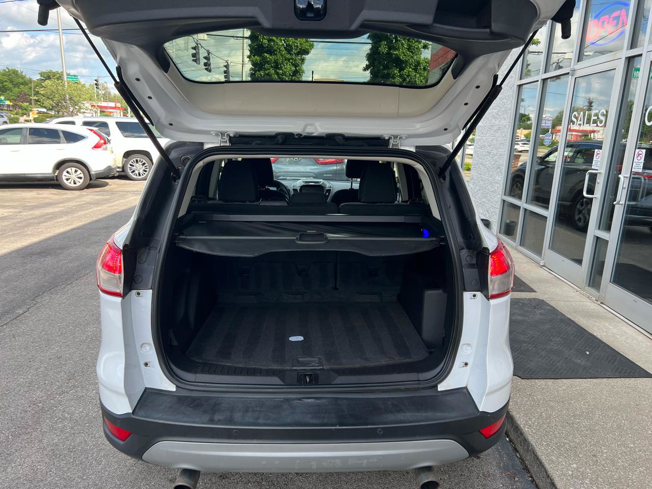 Used 2015 Ford Escape SE w/ Equipment Group 201A AWD/4WD image 15