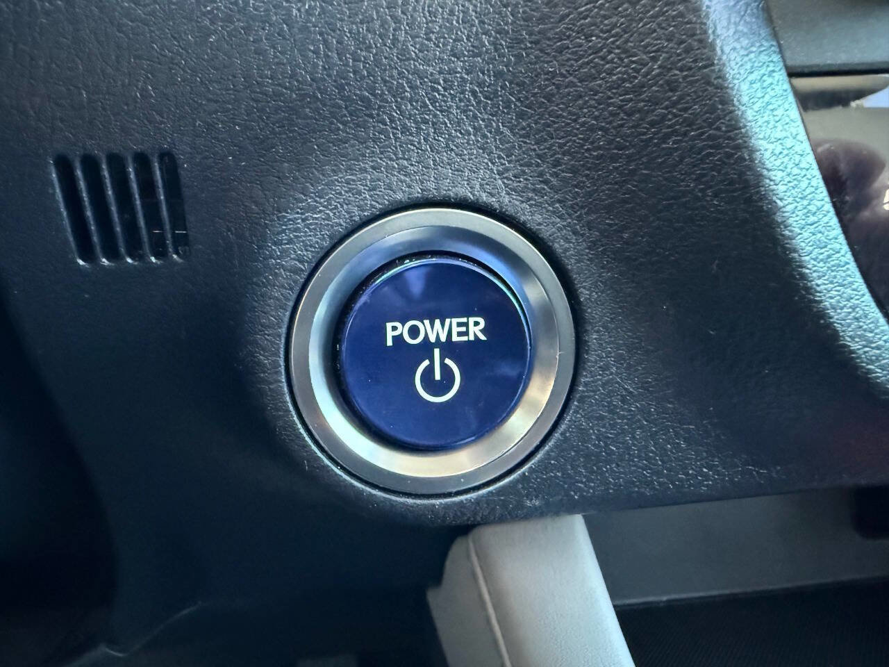 Used 2020 Lexus RX 450h AWD w/ Luxury Package image 38