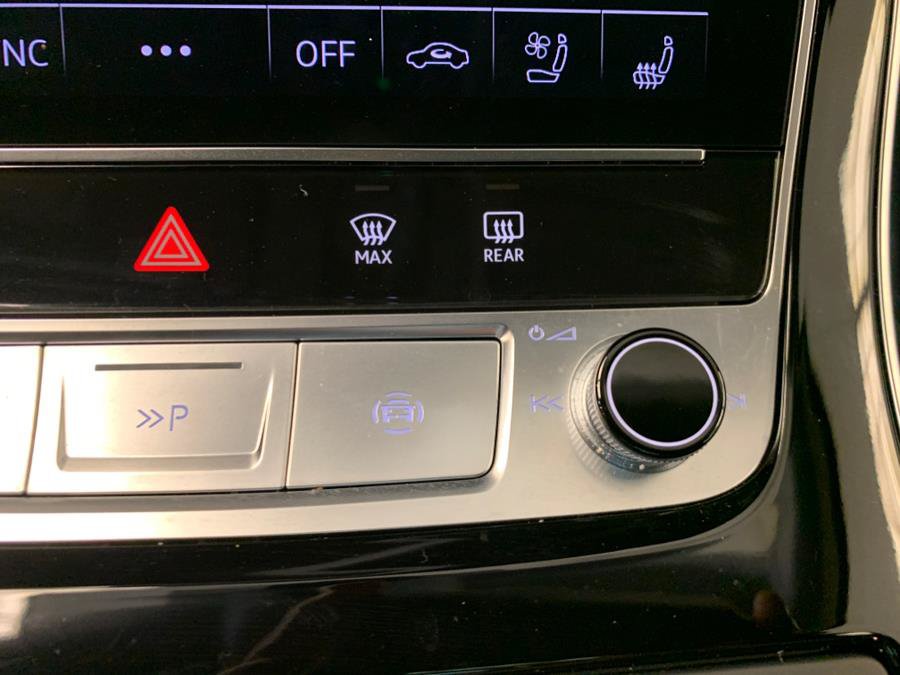 Used 2023 Audi Q7 3.0T Prestige AWD/4WD image 44