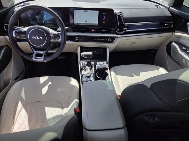 Used 2025 Kia Sportage EX w/ Premium Package FWD image 15