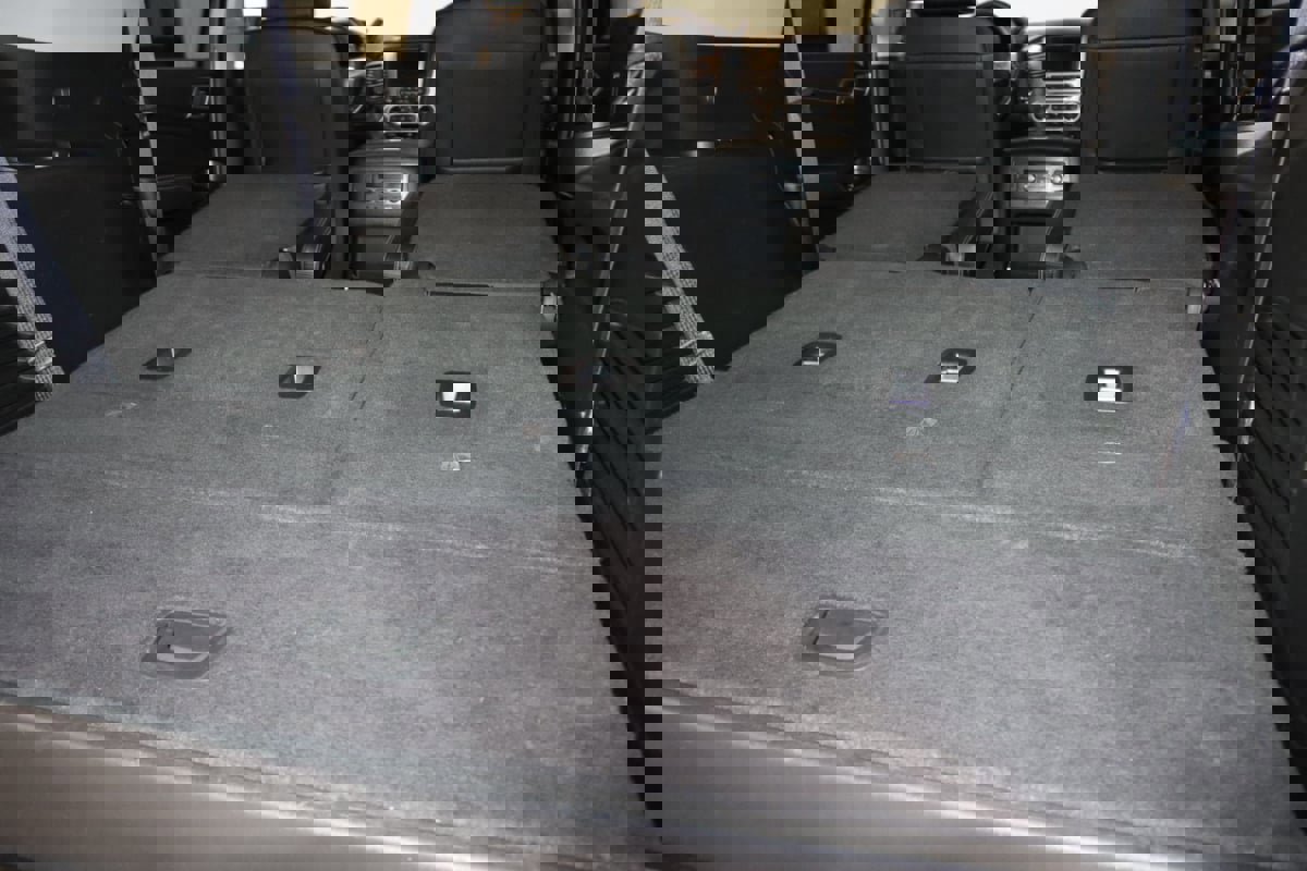 Used 2017 GMC Yukon Denali w/ Open Road Package image 26