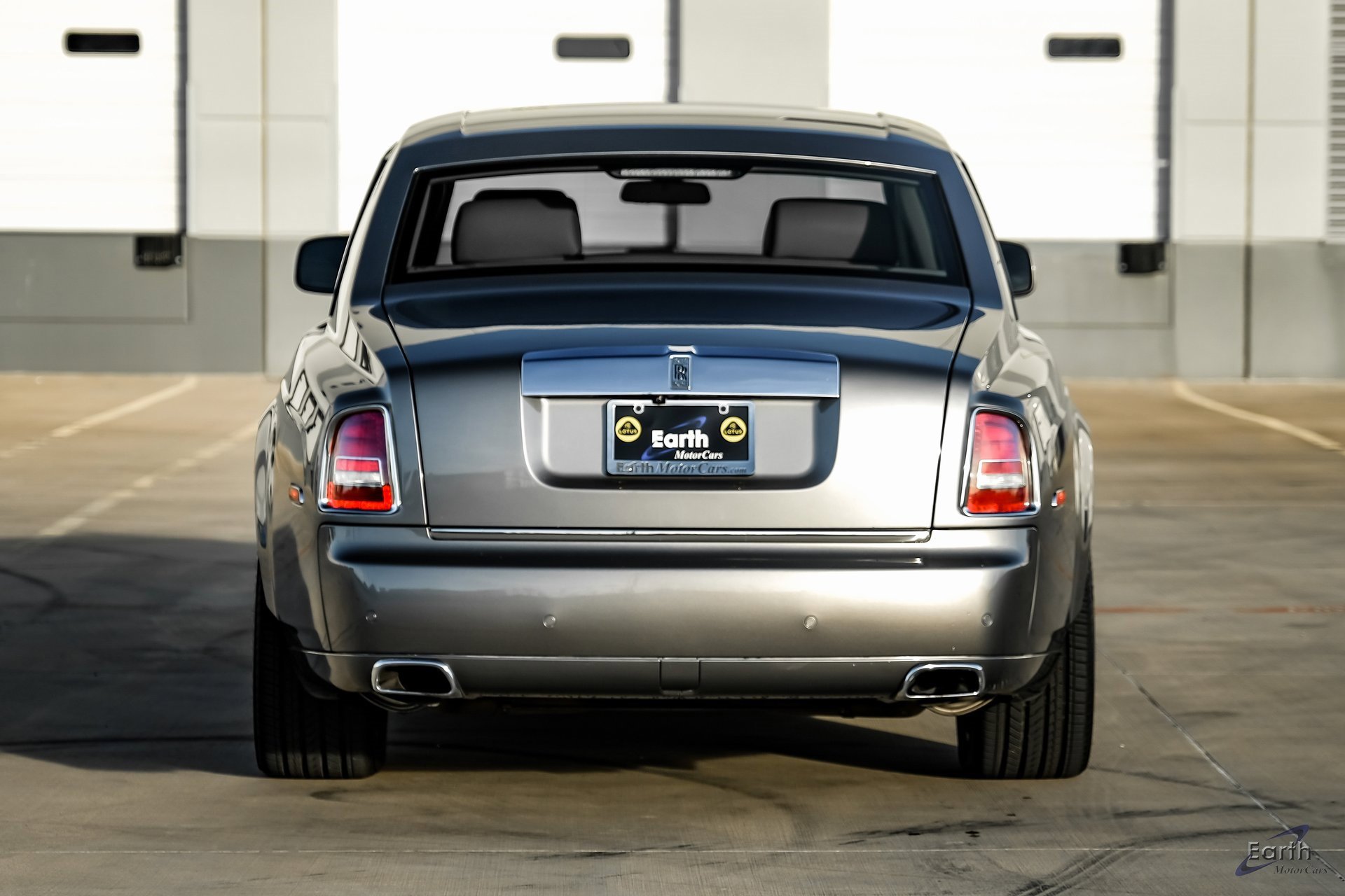 Used 2014 Rolls-Royce Phantom Sedan image 10
