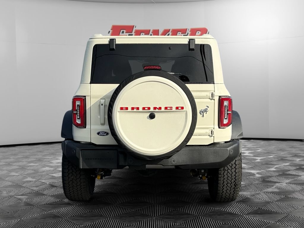 New 2026 Ford Bronco Outer Banks w/ Sasquatch Package AWD/4WD image 4