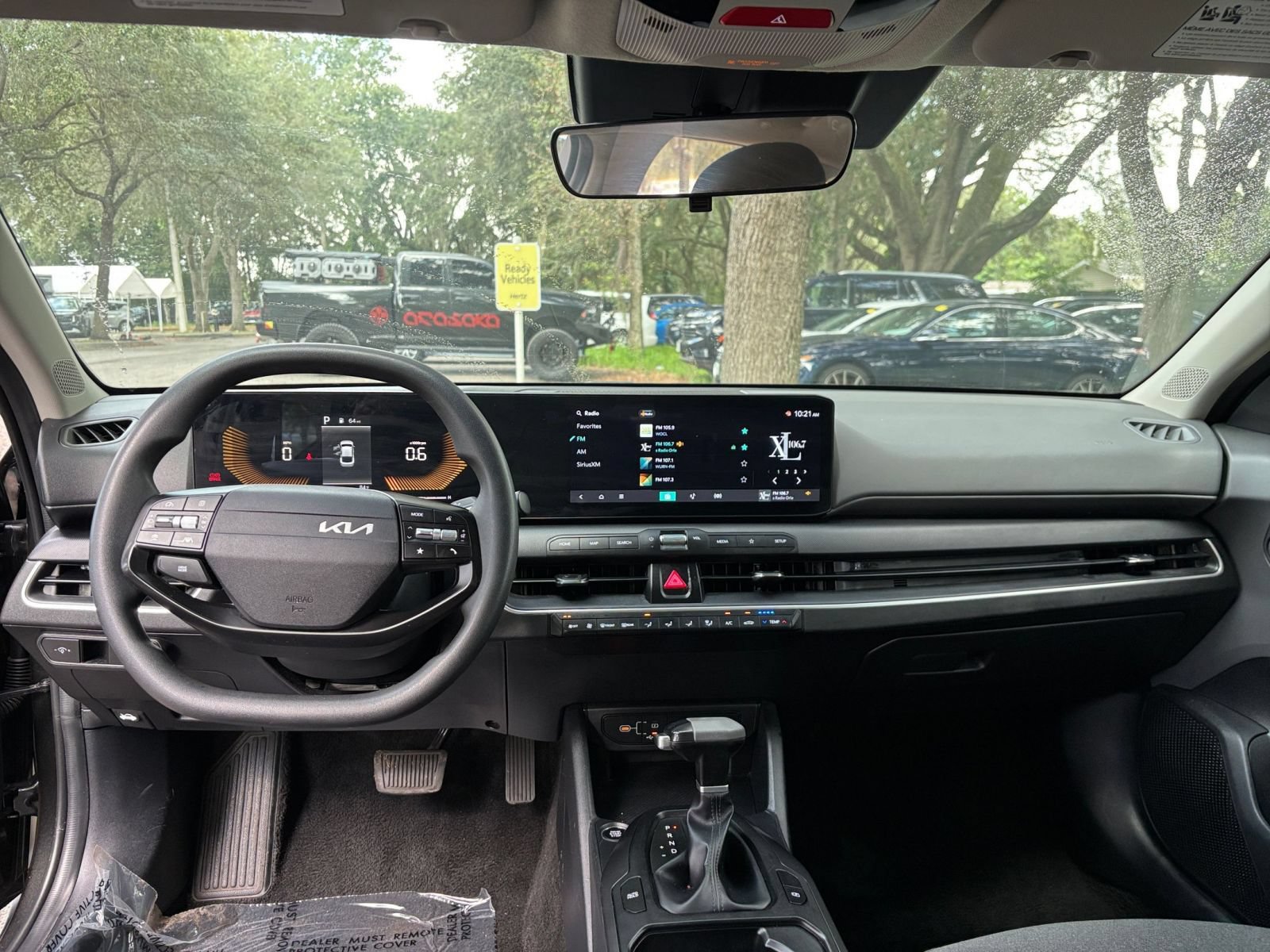 Used 2025 Kia K4 FWD image 31