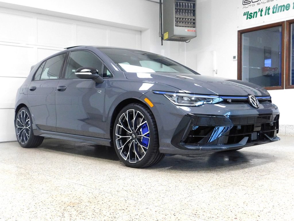 Used 2026 Volkswagen Golf AWD/4WD image 3