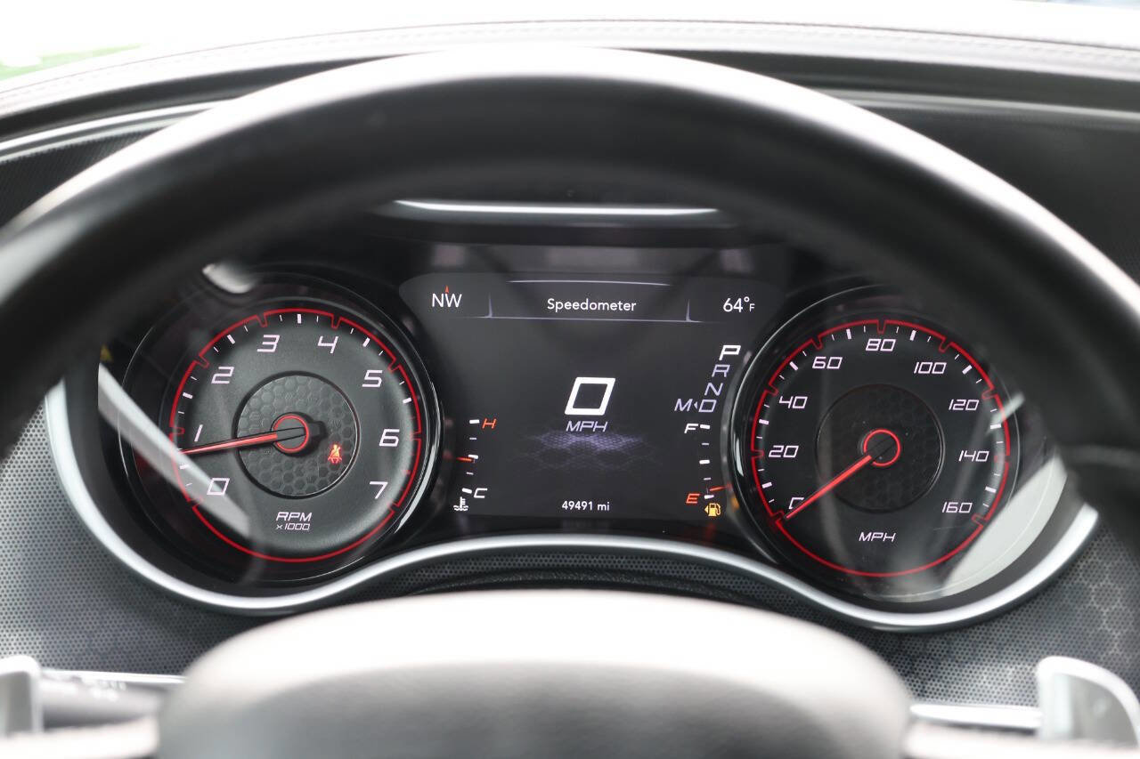Used 2019 Dodge Charger R/T w/ Plus Group RWD image 19