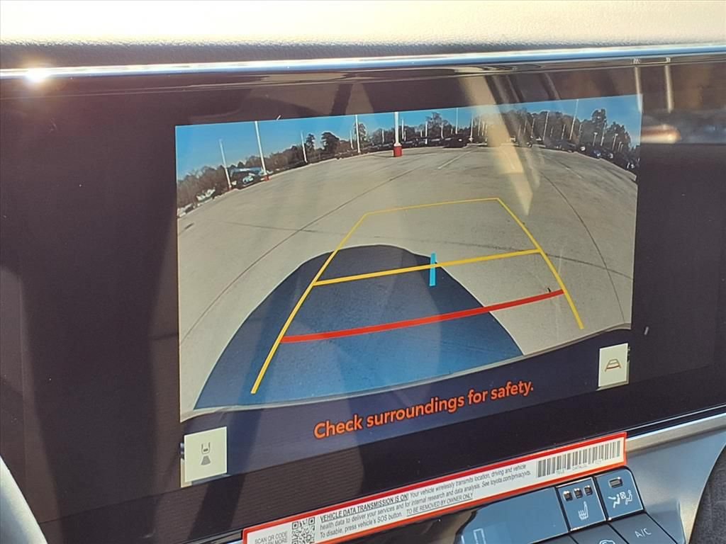 Used 2026 Toyota Camry XLE FWD image 8