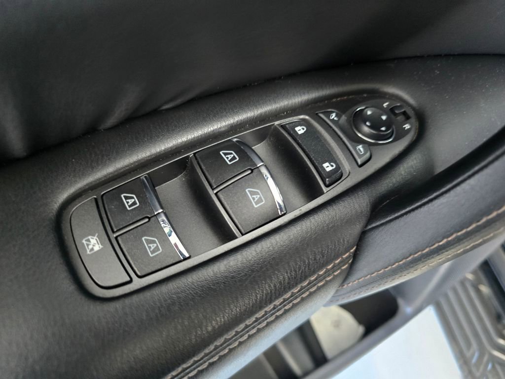 Used 2021 Nissan Armada Platinum w/ Captain's Chairs Package image 22