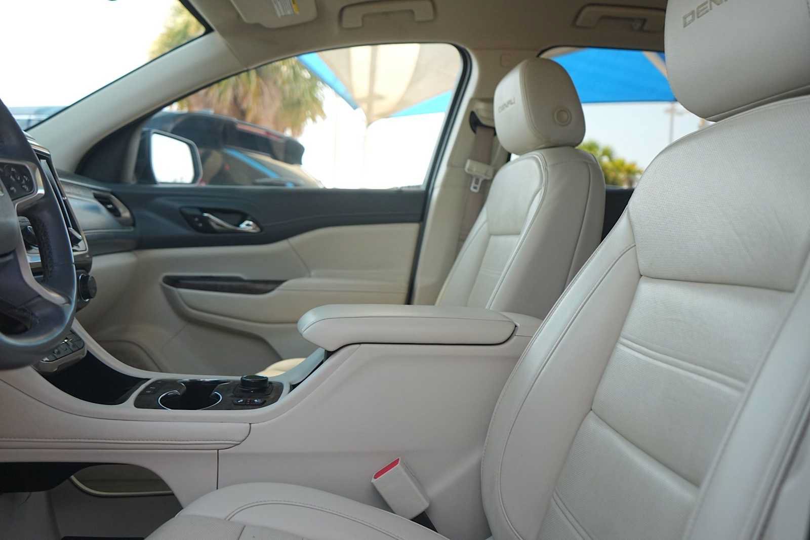 Used 2023 GMC Acadia Denali FWD image 11