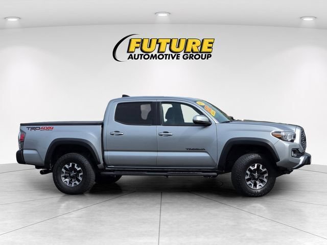 Certified 2023 Toyota Tacoma TRD Off-Road AWD/4WD image 4
