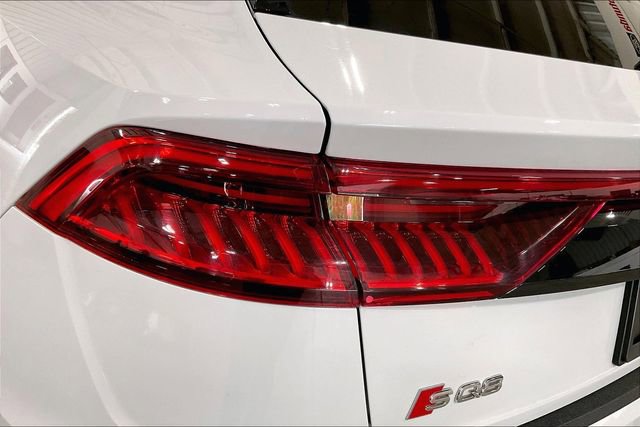 Used 2021 Audi SQ8 Prestige AWD/4WD image 32
