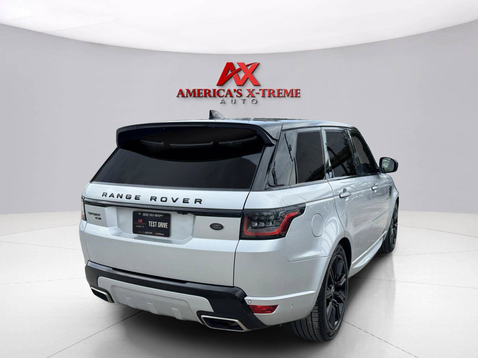 Used 2020 Land Rover Range Rover Sport HST AWD/4WD image 6