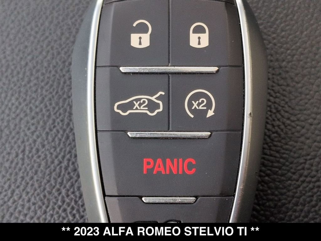 Used 2023 Alfa Romeo Stelvio Ti AWD/4WD image 30