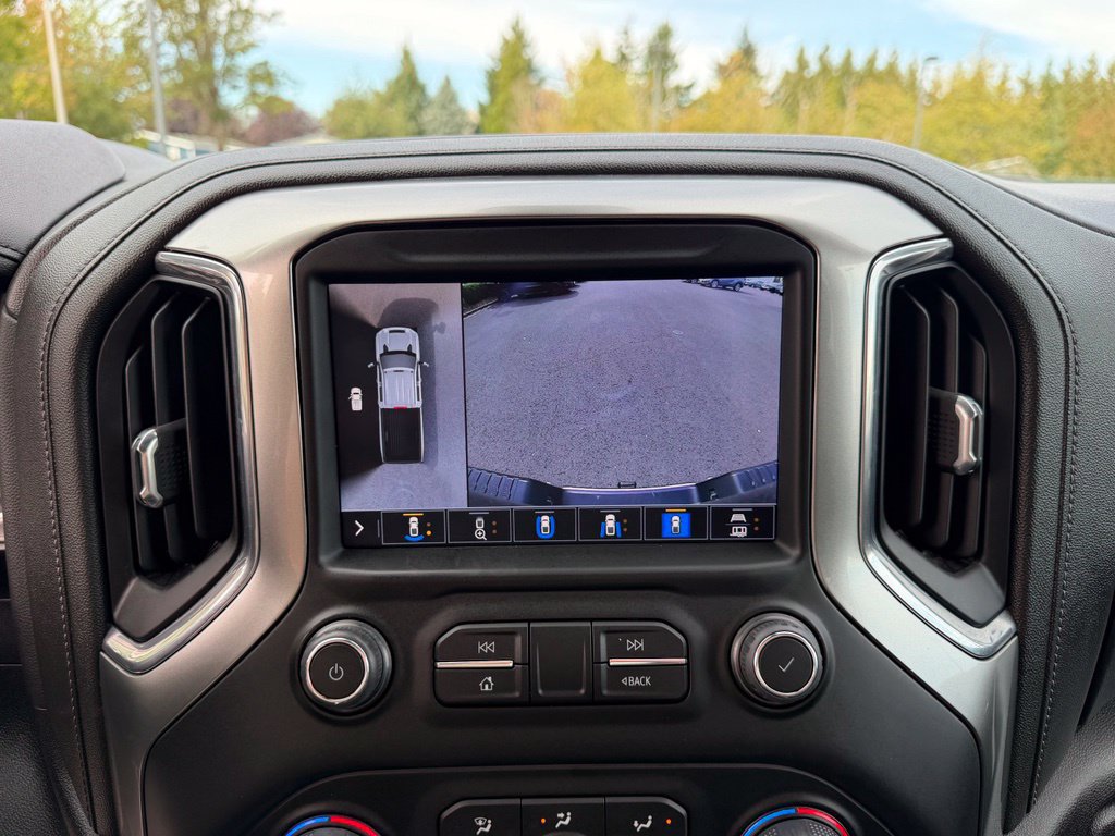 Used 2022 Chevrolet Silverado 2500 LTZ AWD/4WD image 24