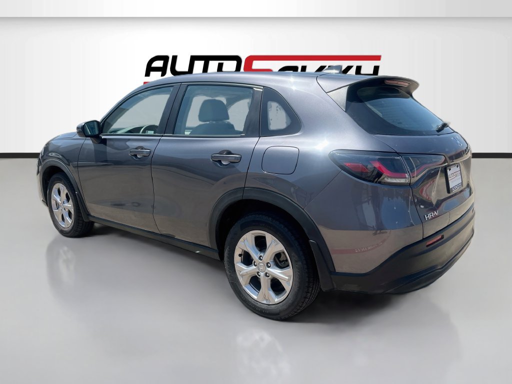 Used 2023 Honda HR-V LX image 5