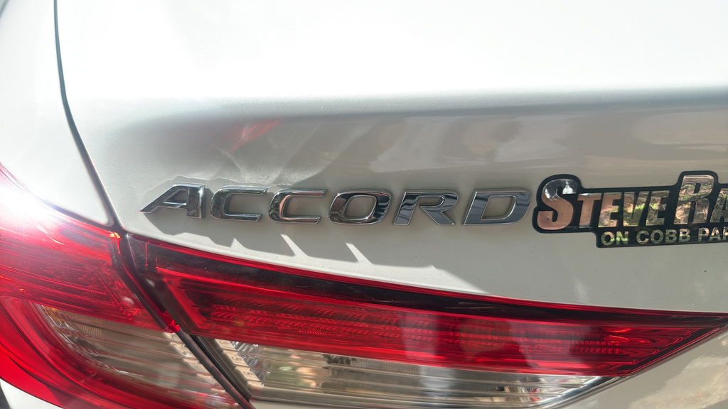 Used 2022 Honda Accord EX-L image 29