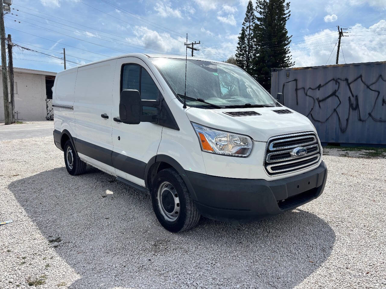 Used 2016 Ford Transit 150 130 Low Roof w/ Exterior Upgrade Package image 3