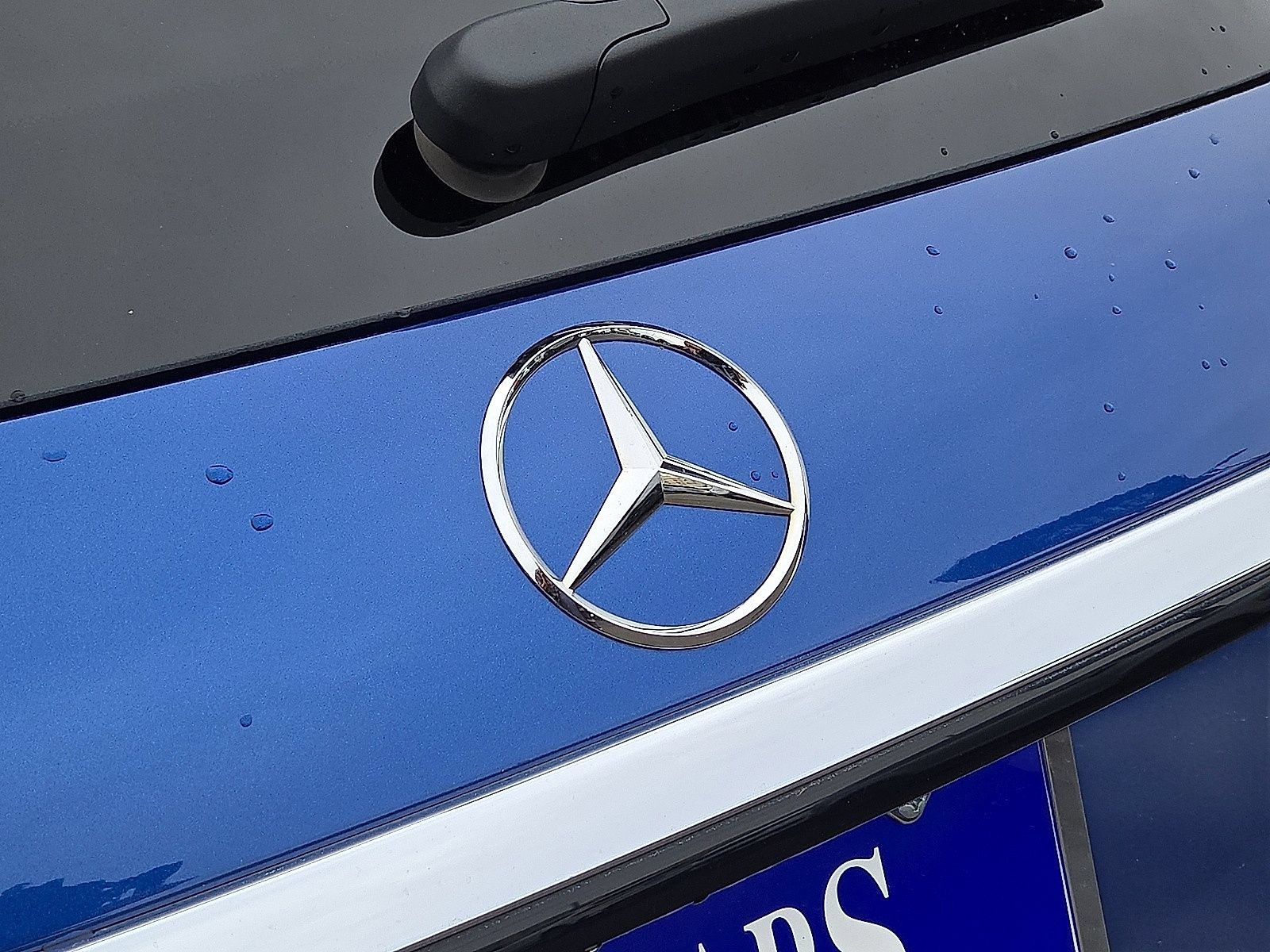 Used 2026 Mercedes-Benz GLC 350e 4MATIC w/ AMG Line image 12