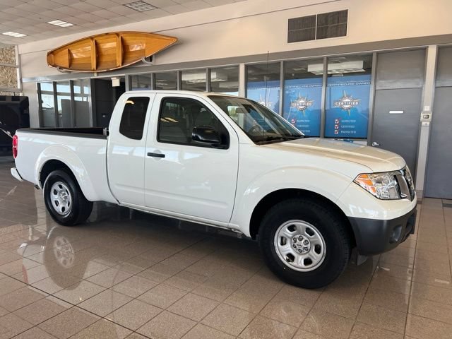 Used 2021 Nissan Frontier S w/ S Utility Package RWD image 2