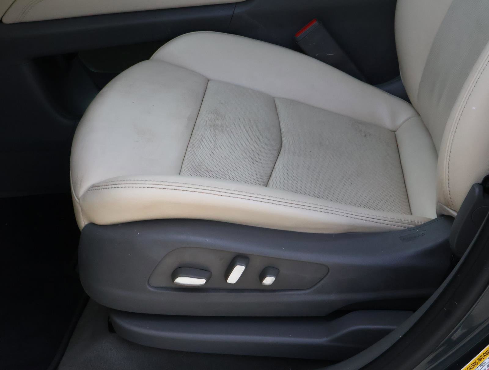 Certified 2021 Cadillac XT6 Premium Luxury image 19