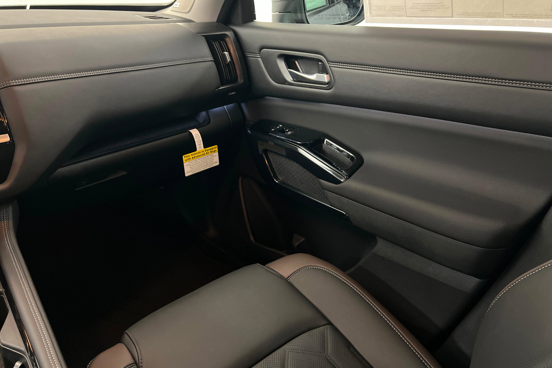 New 2026 Nissan Pathfinder Platinum image 10