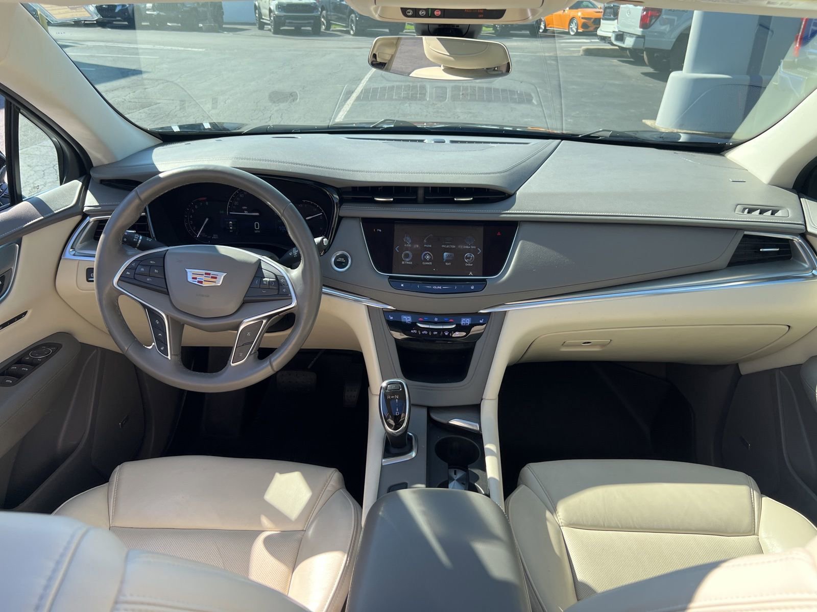 Used 2018 Cadillac XT5 Luxury w/ Driver Awareness Package image 52