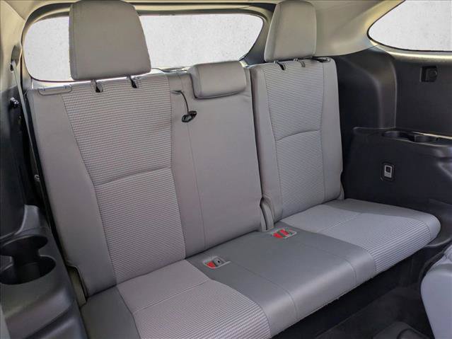 Certified 2024 Toyota Highlander LE FWD image 19