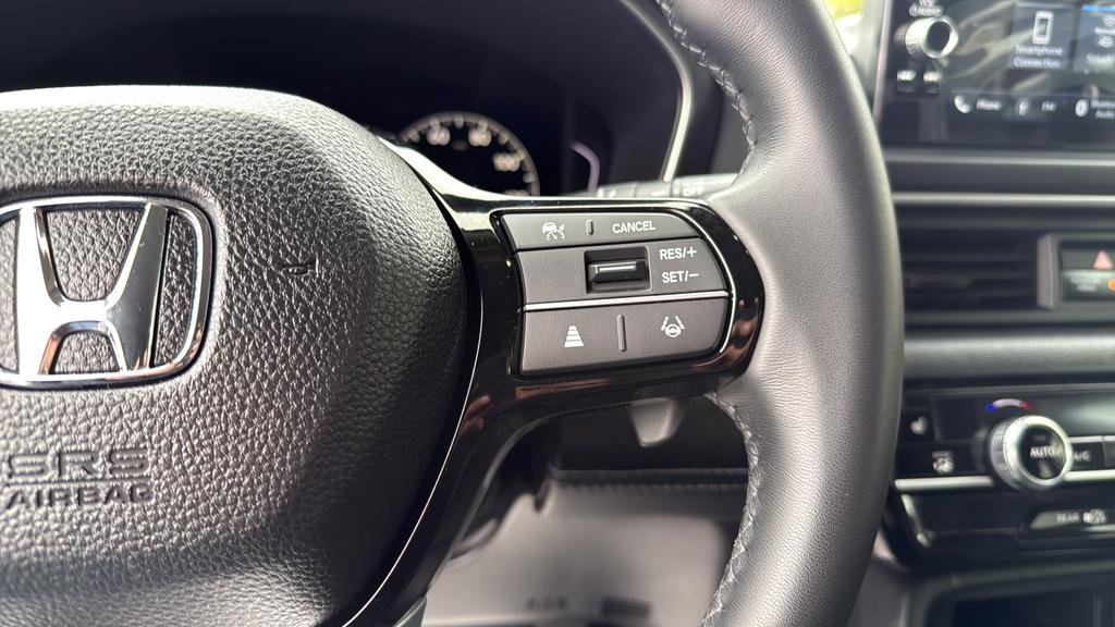 Used 2025 Honda Pilot EX-L image 26