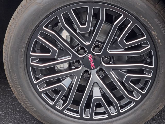 New 2026 GMC Yukon XL Elevation AWD/4WD image 11