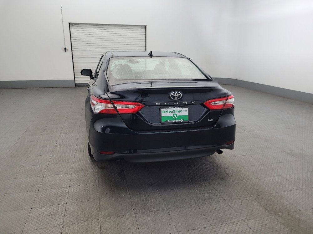 Used 2020 Toyota Camry LE image 6