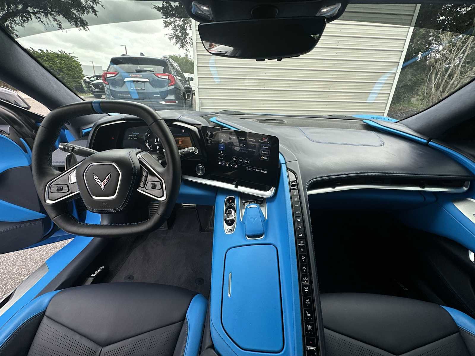 Used 2023 Chevrolet Corvette Stingray Premium Conv w/ Z51 Performance Package RWD image 22